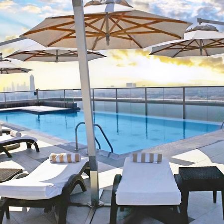 Park Regis Kris Kin Hotel Dubai Eksteriør billede Rooftop pool