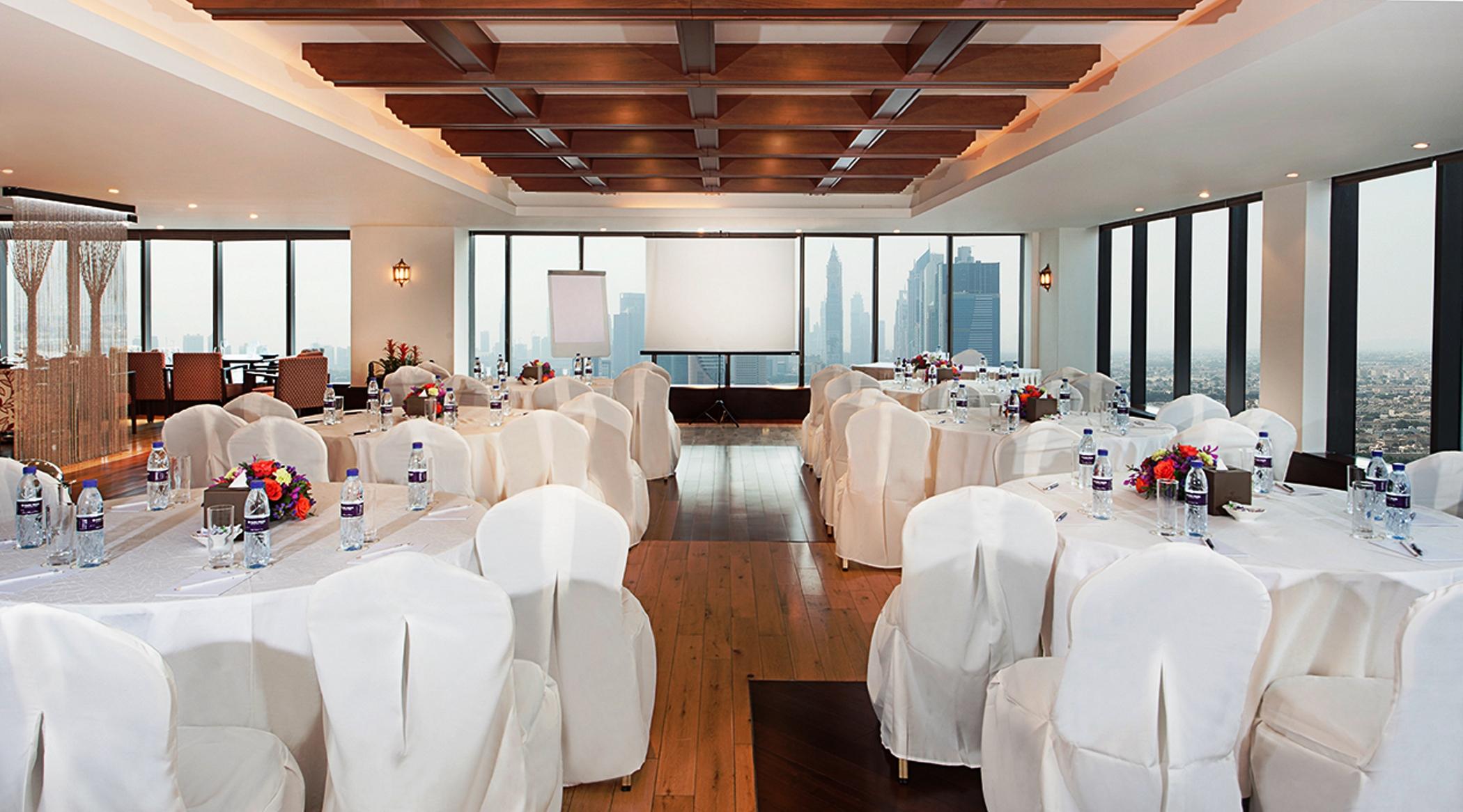 Park Regis Kris Kin Hotel Dubai Eksteriør billede Meeting room at the hotel