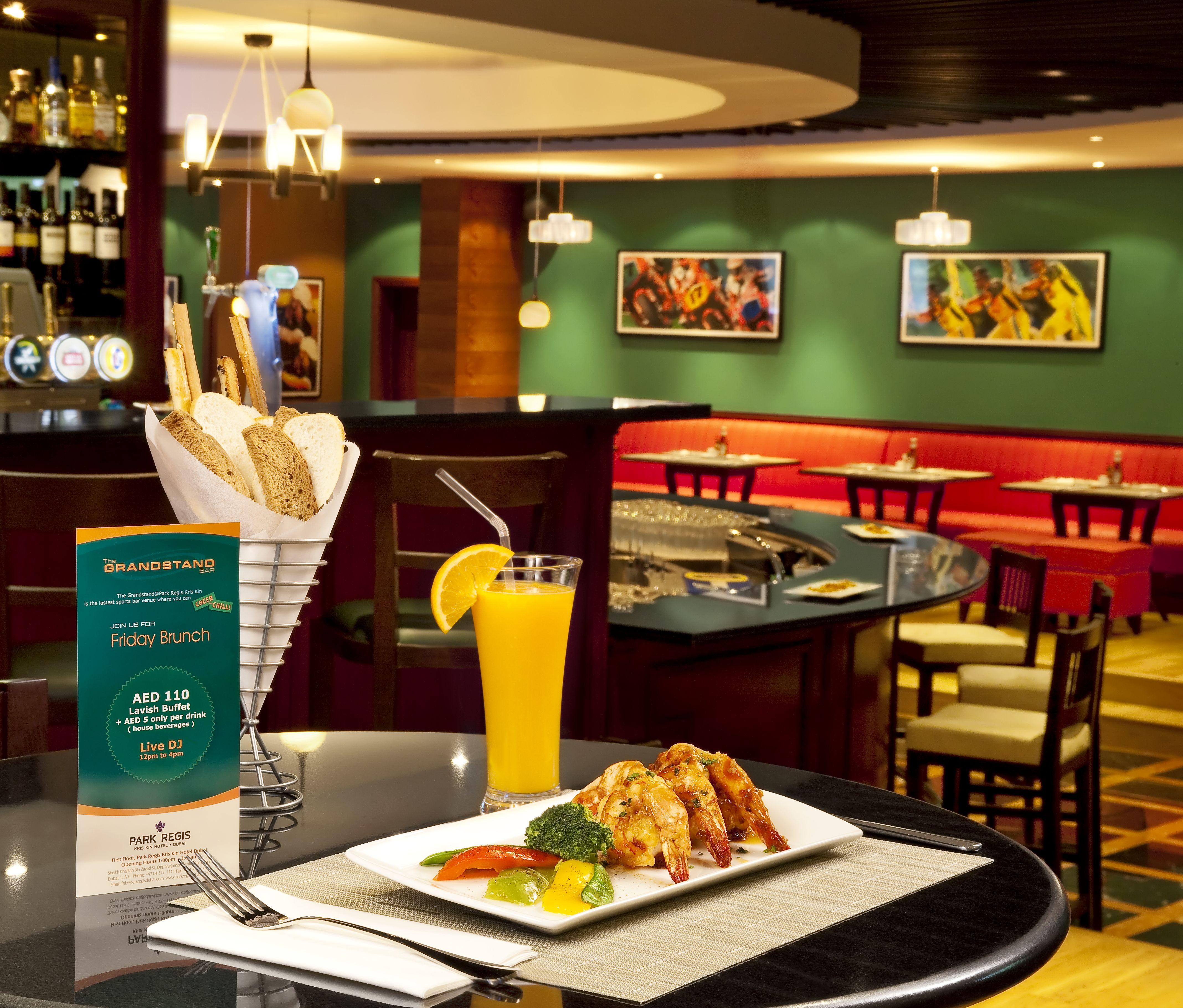 Park Regis Kris Kin Hotel Dubai Eksteriør billede A restaurant in Dubai