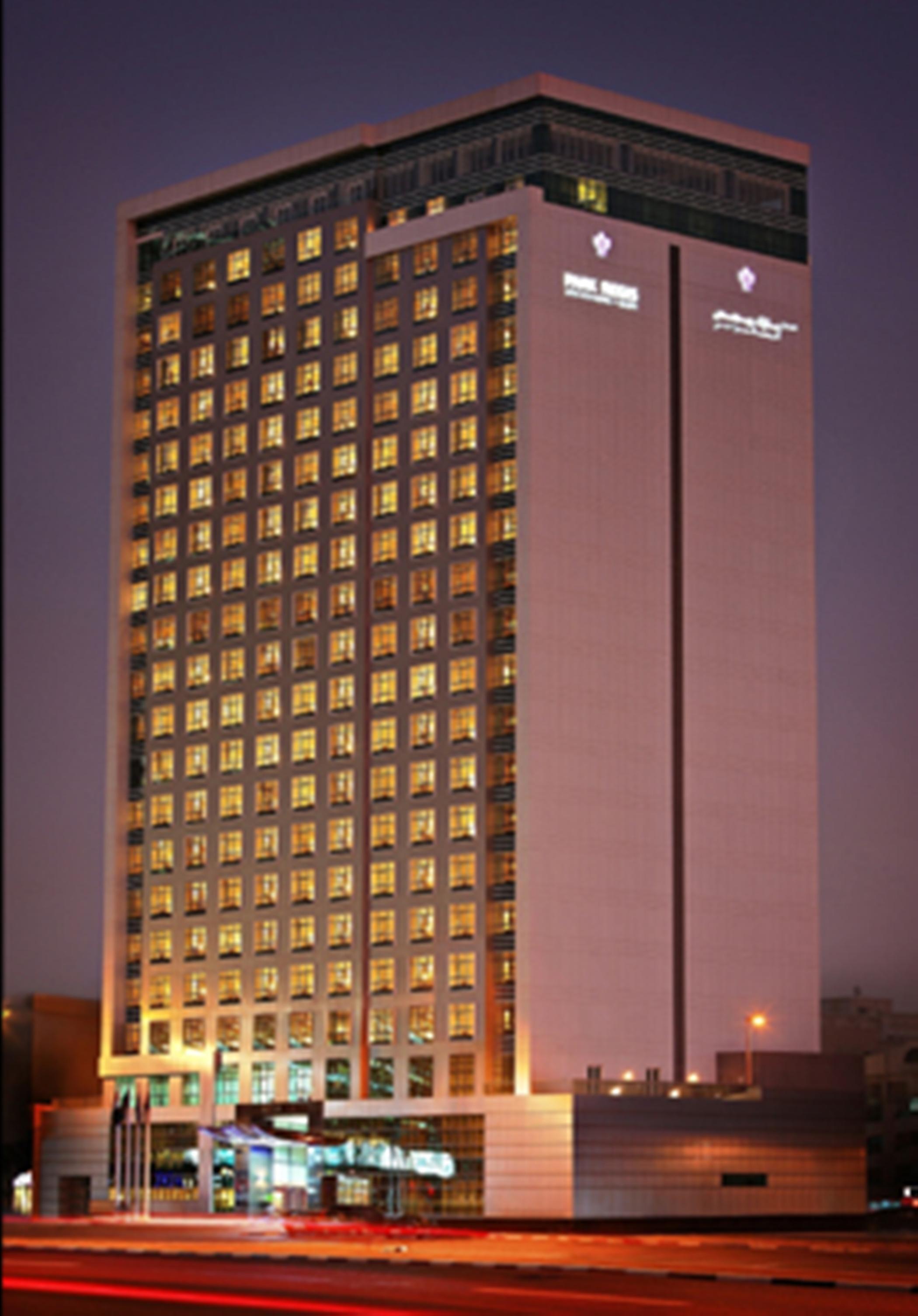 Park Regis Kris Kin Hotel Dubai Eksteriør billede The Ritz-Carlton, Dubai